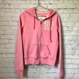 Hollister zip up hoodie. Women’s size medium.